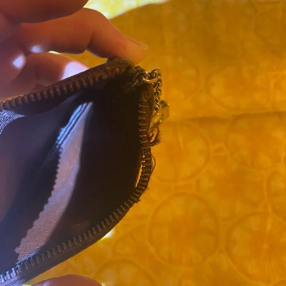 ***SOLD***Louis Vuitton Monogram Zip Pouch Key Cles Authentic - Picture 5 of 6